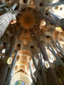 la-sagrada-familia-ceiling
