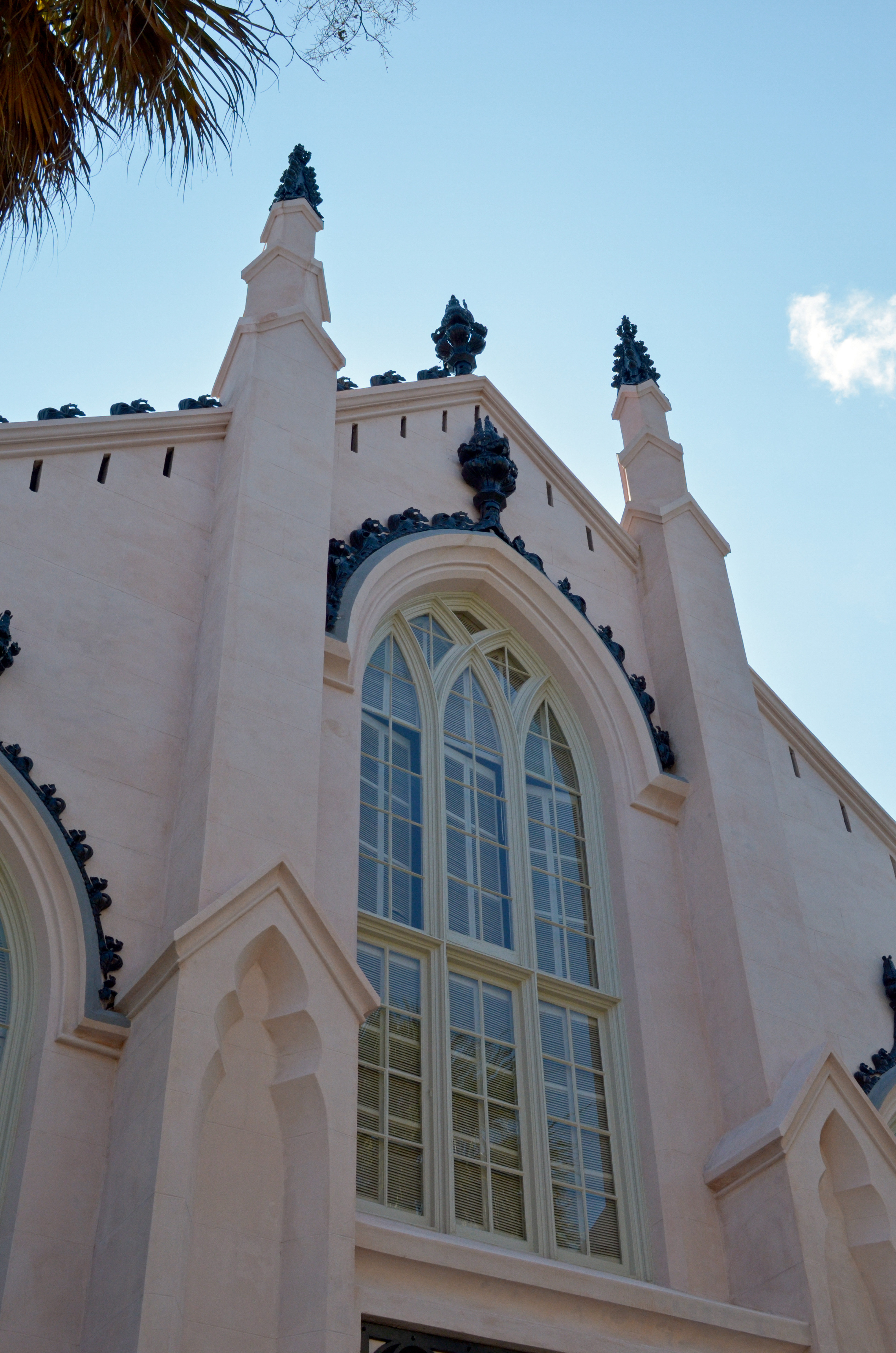 French Huguenot Church center window